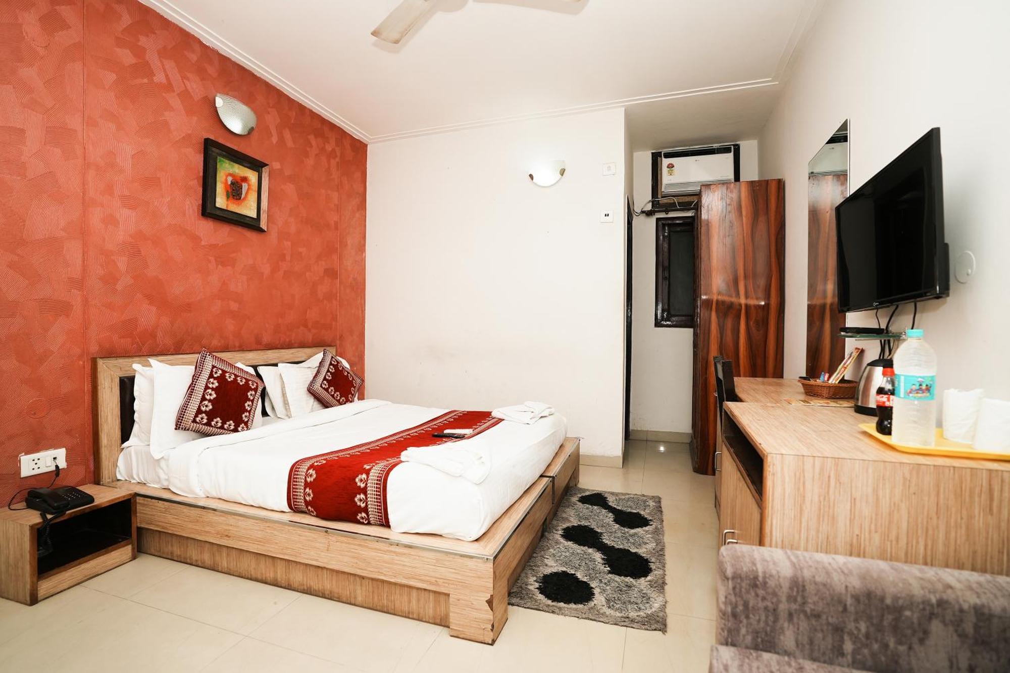 Hotel Om Paradise Near Igi Delhi Airport Νέο Δελχί Εξωτερικό φωτογραφία