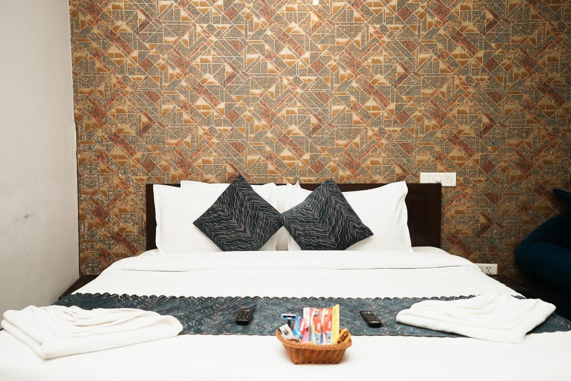 Hotel Om Paradise Near Igi Delhi Airport Νέο Δελχί Εξωτερικό φωτογραφία